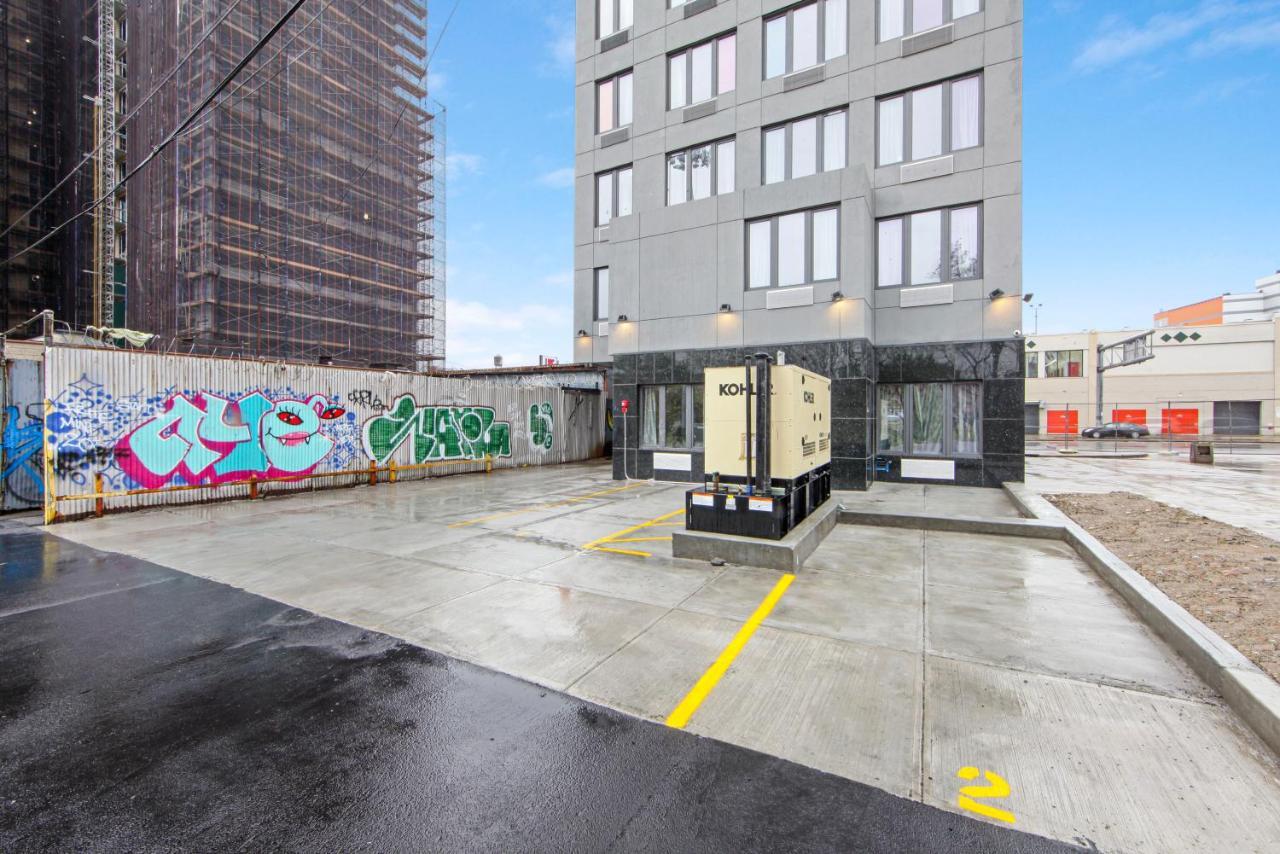 Hotel 365 Bronx - Yankee Stadium New York Exterior photo